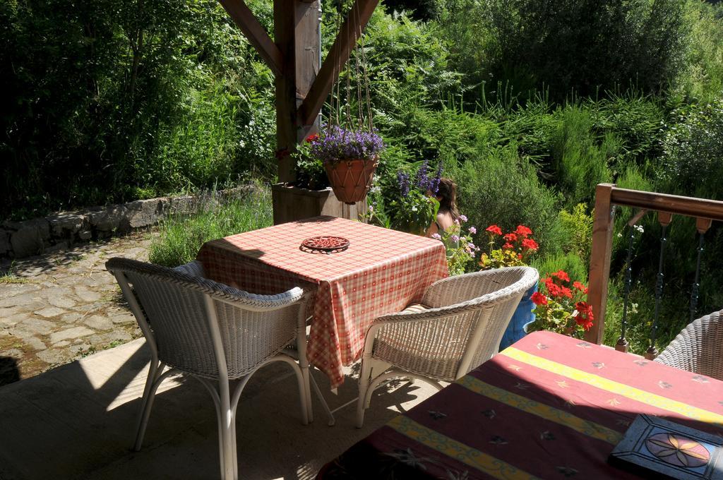 Le Vertige Bed and Breakfast Échandelys Εξωτερικό φωτογραφία