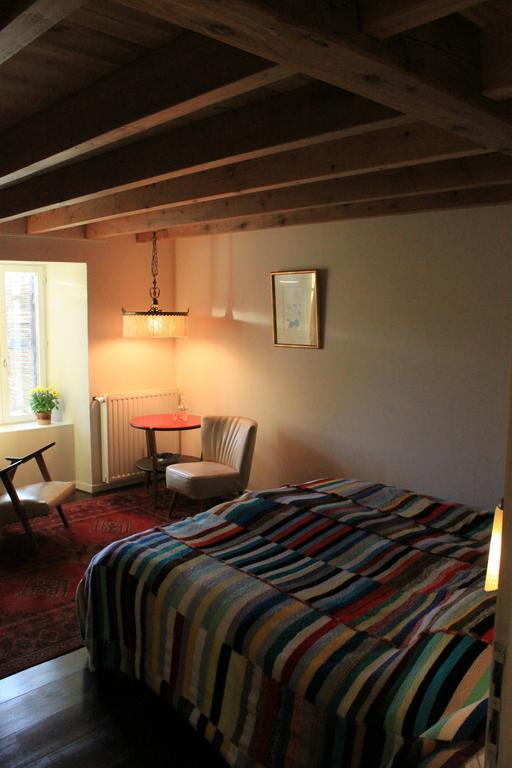 Le Vertige Bed and Breakfast Échandelys Δωμάτιο φωτογραφία