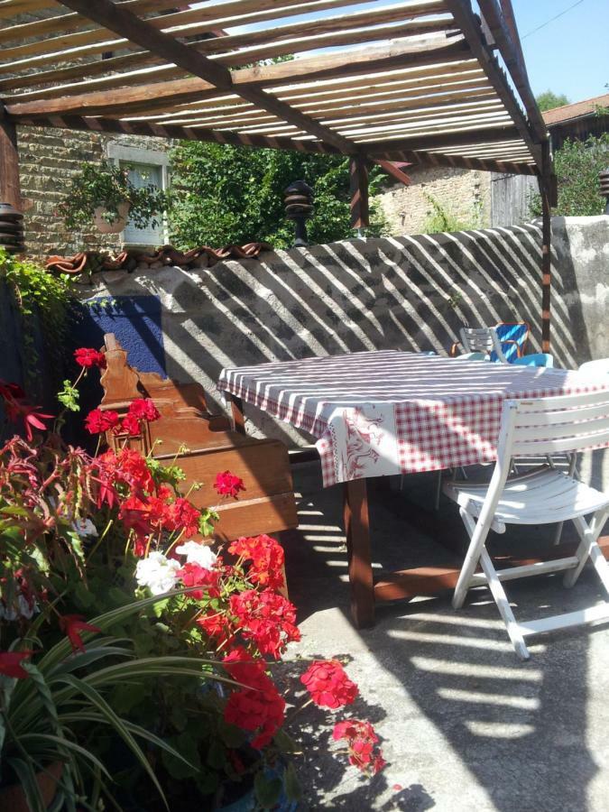 Le Vertige Bed and Breakfast Échandelys Εξωτερικό φωτογραφία